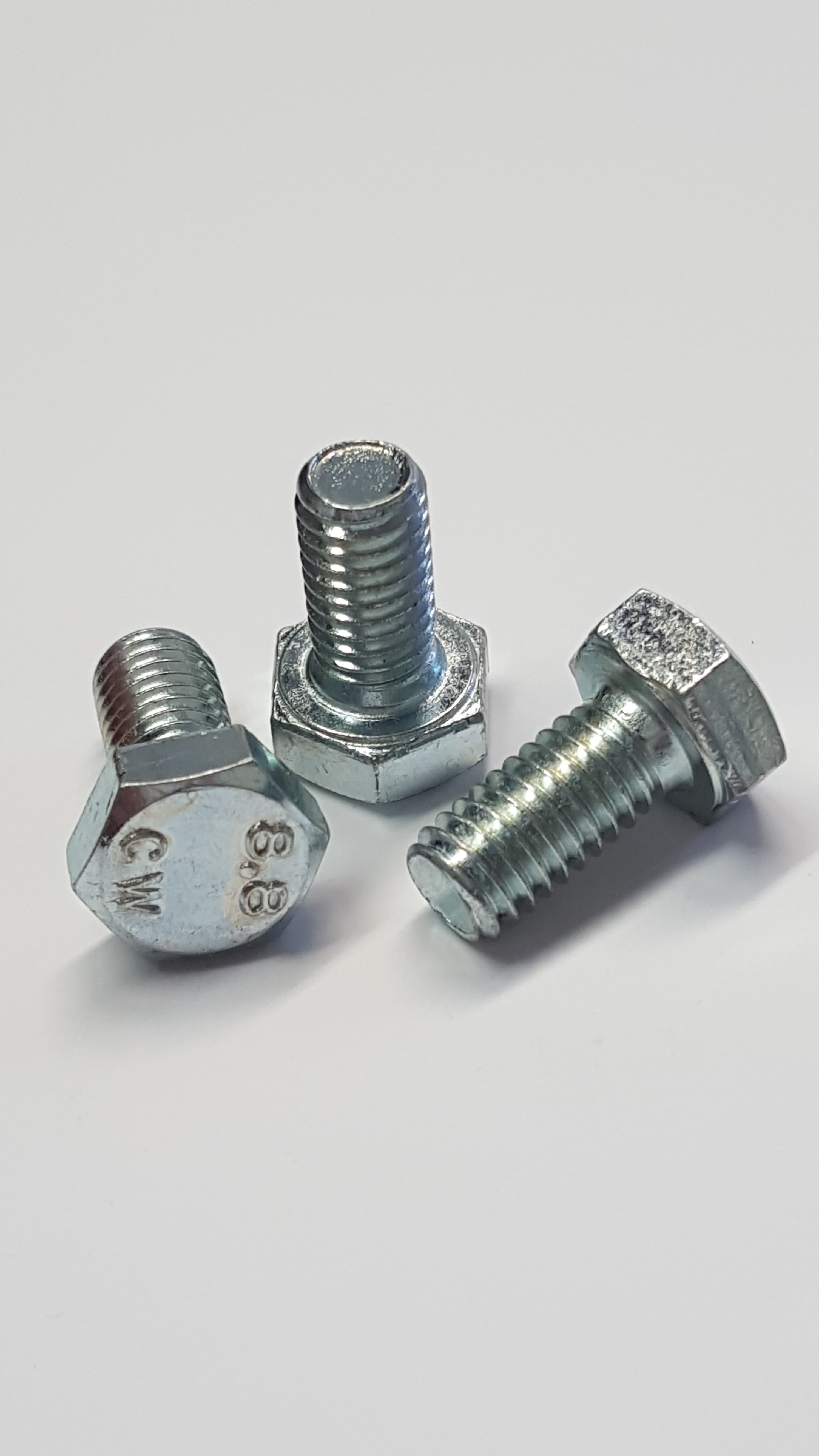 Befestigung Schraube Beschlag Pumpenbügel